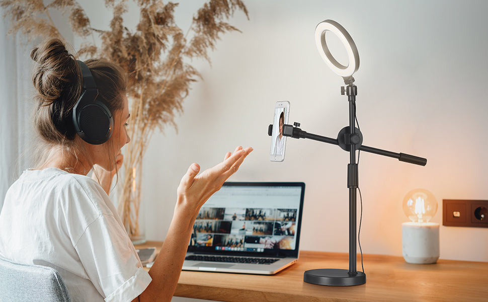 Tripod Mount with Ring Light